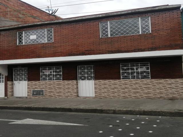 #46 - Casa para Venta en Bogotá - DC - 1